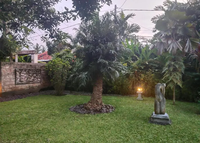 بيت للعطل Teman Jaya House لوفينا