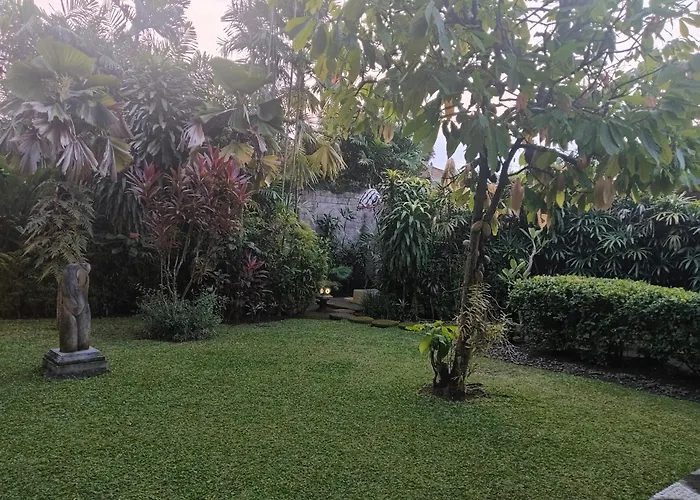 Teman Jaya House * لوفينا